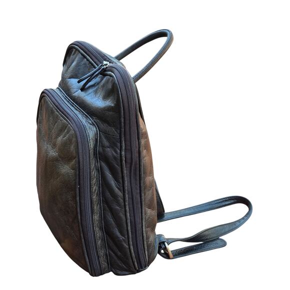 Osgoode Marley RFID Organizer Leather Backpack Storm Gray $310 Retail - Picture 7 of 9